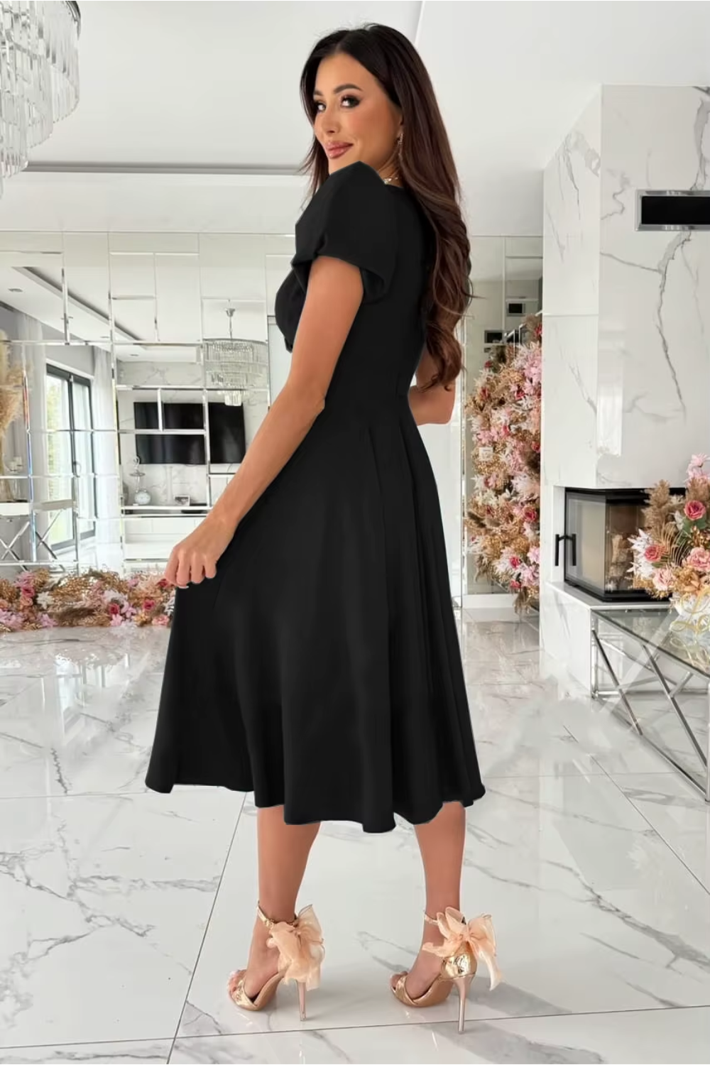 Anika | Elegant V-Neck Midi Dress
