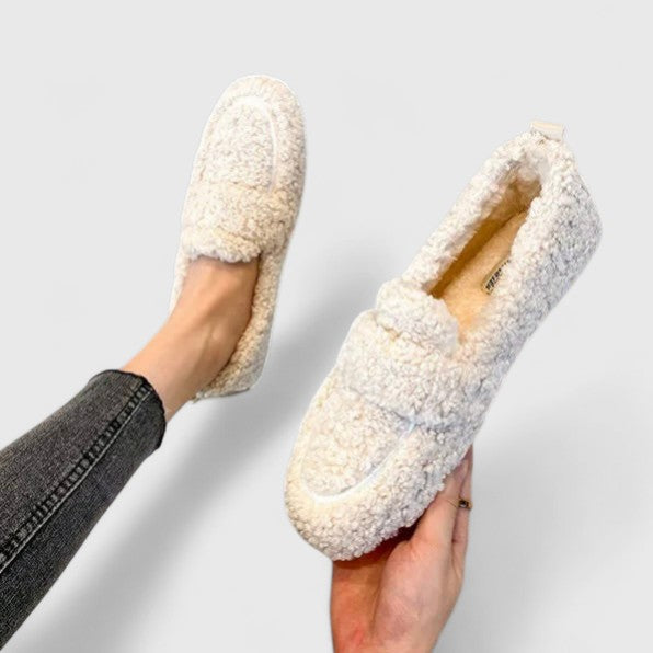 Solenne | Teddy Slippers