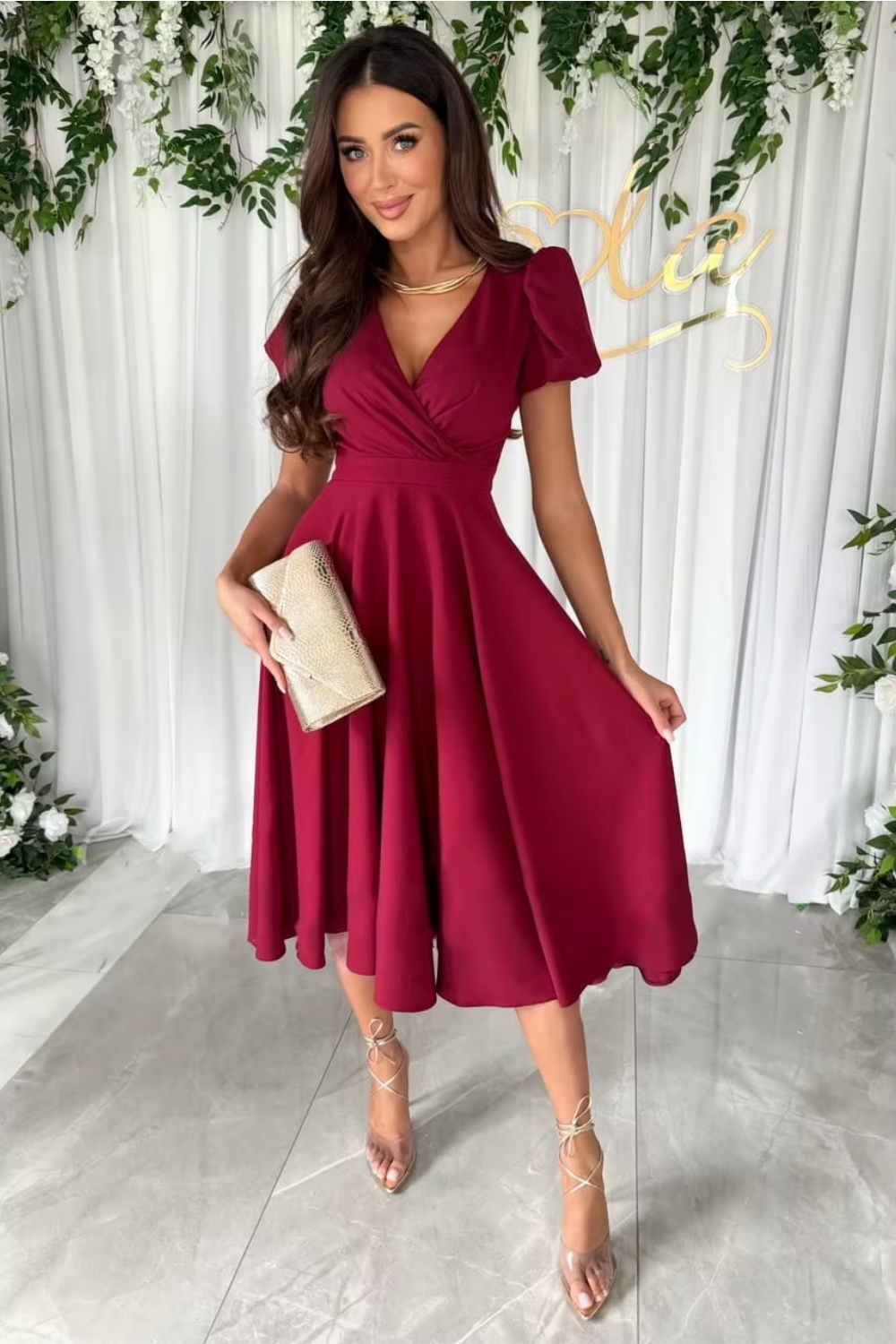 Anika | Elegant V-Neck Midi Dress